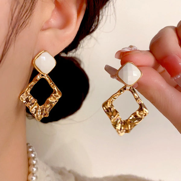 14K Gold-Plated Elegant Geometric Diamond Earrings