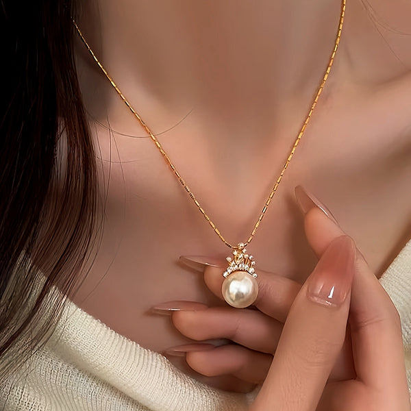 14K Gold-Plated Elegant Zircon Crown Pearl Pendant Necklace