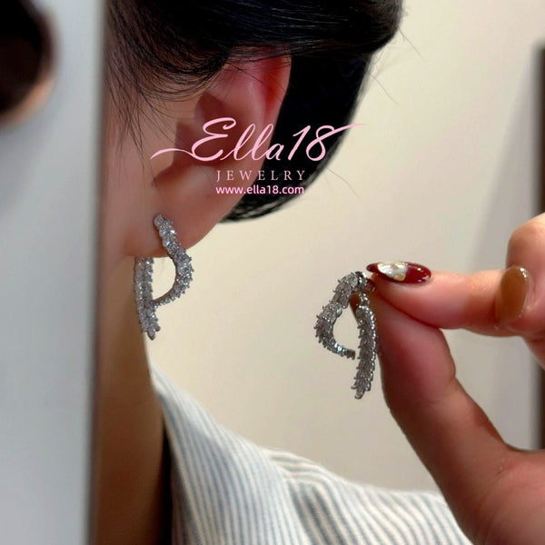 14K Gold-Plated Luxury Zircon Diamond Heart Earrings