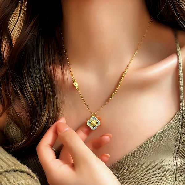 14K Gold-Plated Oil-Drop Flower Patchwork Necklace