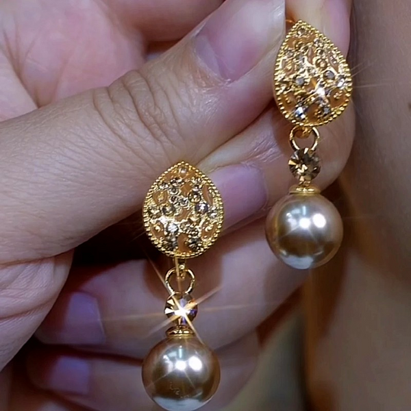 14K Gold-Plated Zircon Diamond Leaf Pearl Earrings