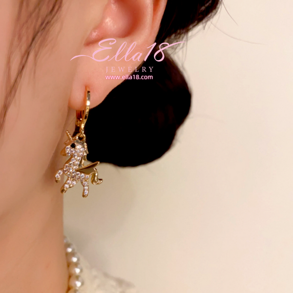 14K Gold-Plated Zircon Diamond Unicorn Earrings