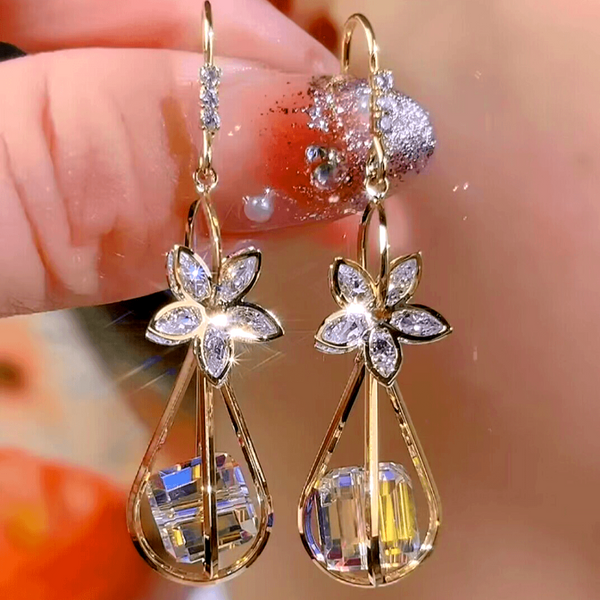 14K Gold-plated Luxury Zircon Flower Earrings