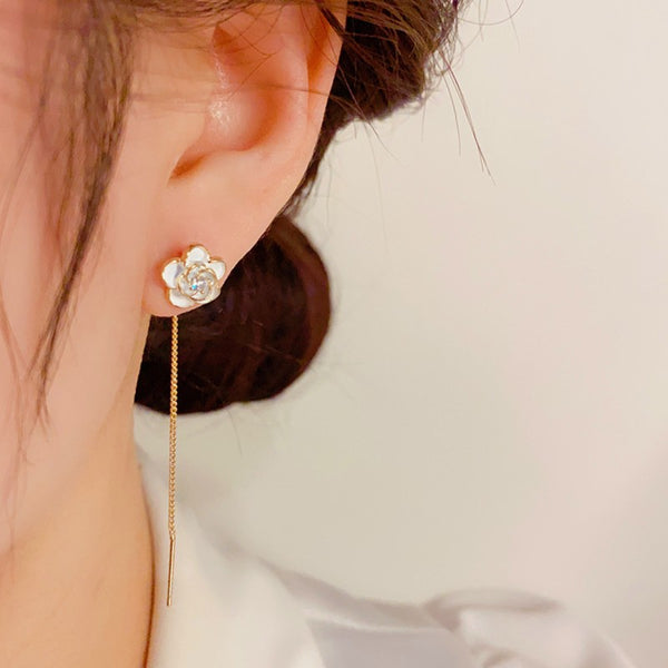 14K Gold-plated Niche Design Camellia Threader Earrings