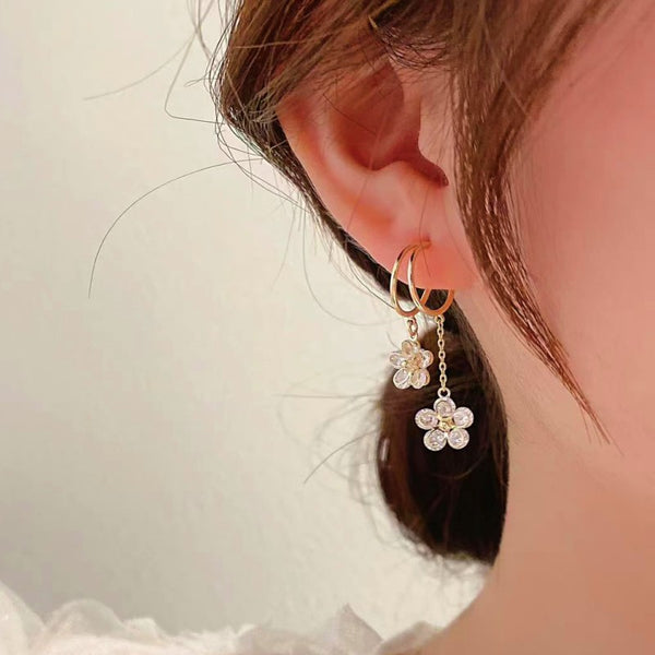 14K Gold-plated Zircon Flower Earrings