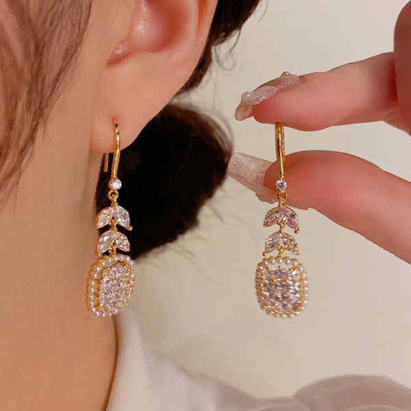 14K Gold-plated Exquisite Pearl Earrings
