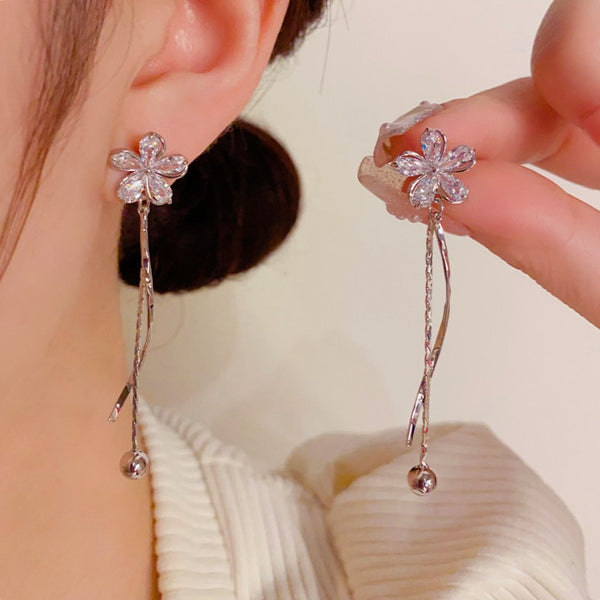 14k Gold-plated Zircon Flower Earrings