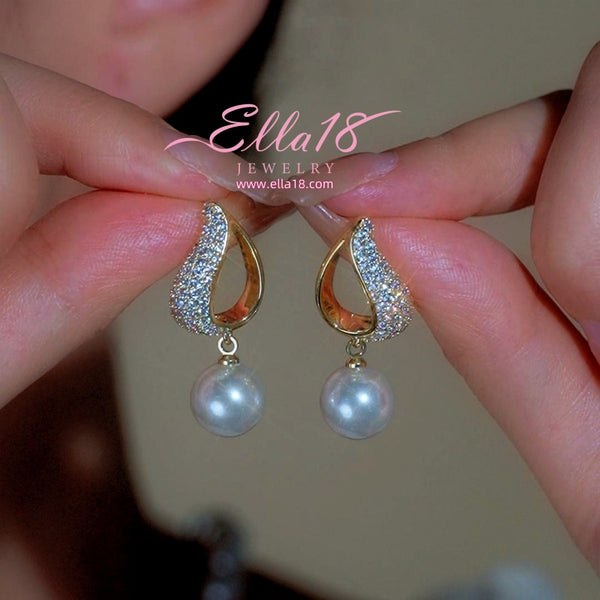 18K Gold-Plated 2025 Zircon Diamond Pearl Earrings