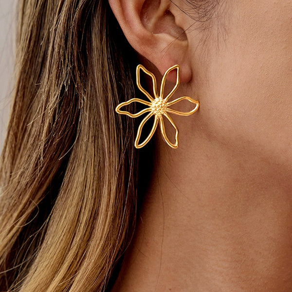 18K Gold-Plated Elegant Hibiscus Flower Earrings