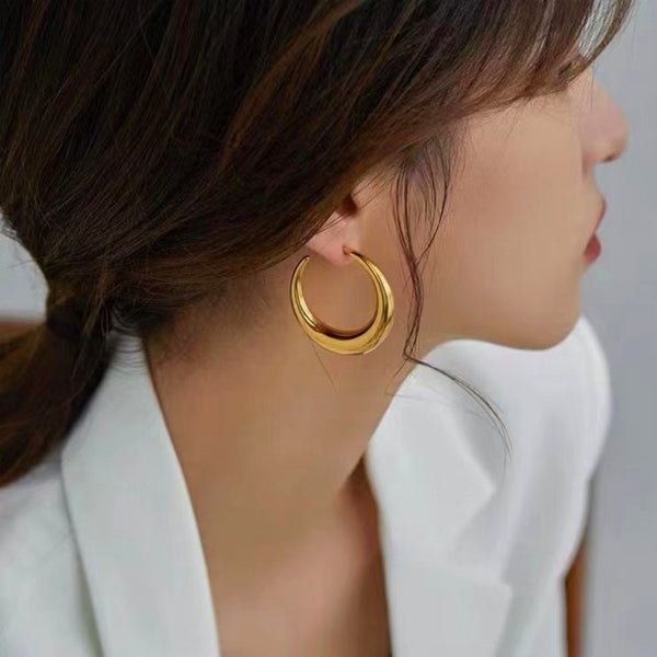 18K Gold-Plated U-Shaped Geometric Earrings