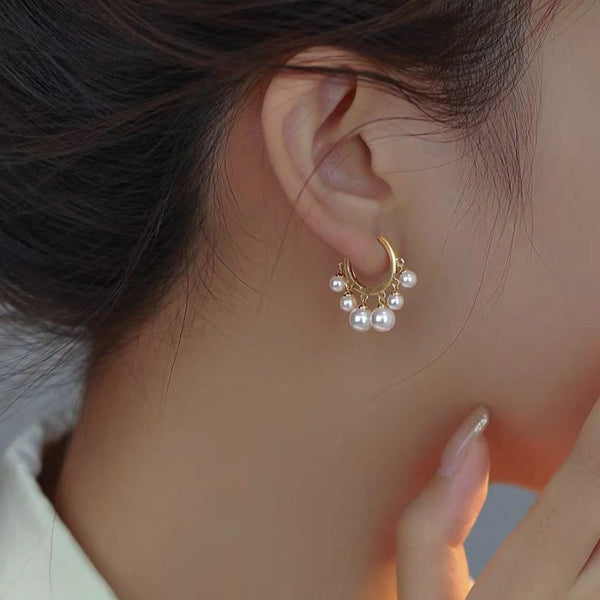 18K Gold-plated Elegant Six Pearl Earrings