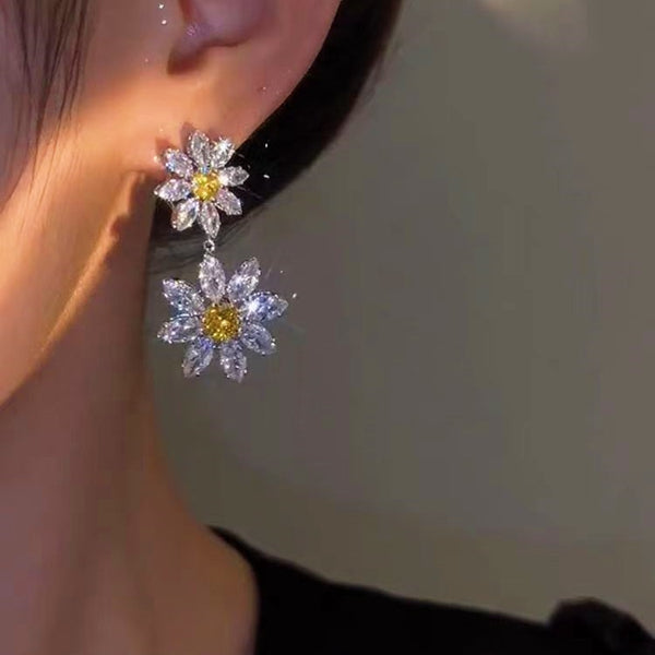 Silver Post Glitter Diamond Flower Earrings