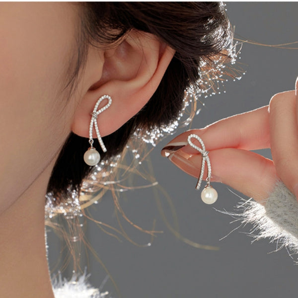 Sterling Silver Bow Pearl Earrings