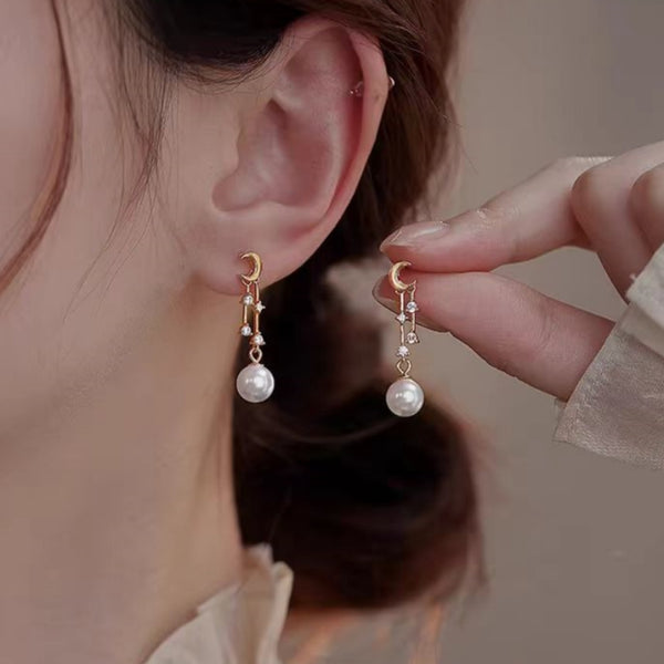 Sterling Silver Elegant Moon Star And Pearl Earrings