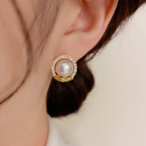 14K Gold-plated Natural Pearl Retro Studs